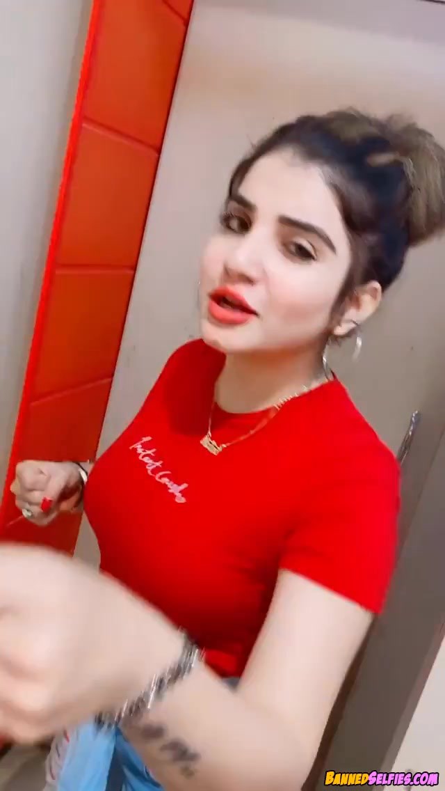 8929576