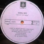 [Slika: 112113443_jpg4.jpg]