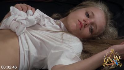 [Image: 112289877_Dolly_Supermodel_-_Video_124.jpg]