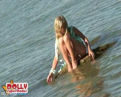 [Image: 112292997_Dolly_Supermodel_-_Video_55.jpg]