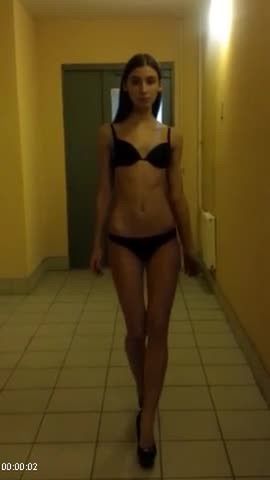 [Image: 112296052_Kolcova_Catwalk.jpg]