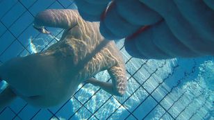underwater_voyeur_in_sauna_pool r7ots8tf6p