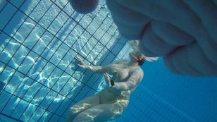 underwater_voyeur_in_sauna_pool w7ots8utc4