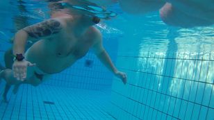 underwater_voyeur_in_sauna_pool m7ots91t1z