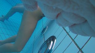 underwater_voyeur_in_sauna_pool h7ots99dm2