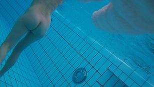 underwater_voyeur_in_sauna_pool o7ots9mdqm