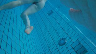 underwater_voyeur_in_sauna_pool t7ots9s5r4