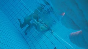 underwater_voyeur_in_sauna_pool d7ots9x3ww