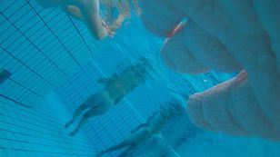 underwater_voyeur_in_sauna_pool 27otsj5yzs