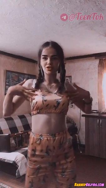 Estrella – Hot Instagram Selfie 1