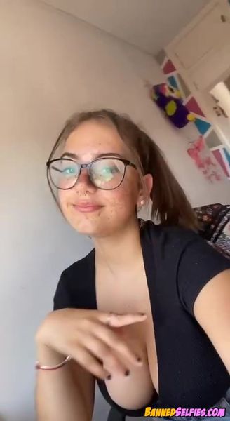 Jaylen – 20 Year Old College Girl Nude On Instagram