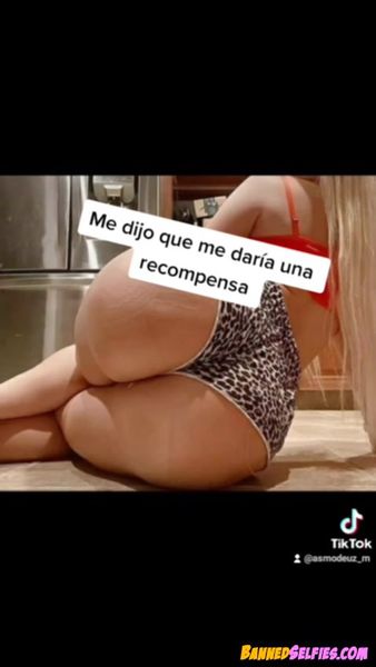 Olive – Epic 18 Years Old Teen Girl Nude Instagram Selfie