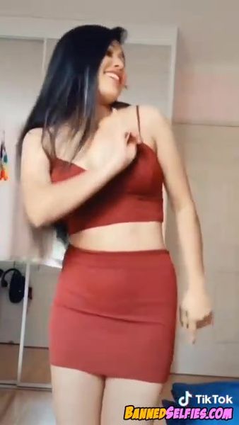 Shyanne – Banned Tease 18 Years Old On Instagram