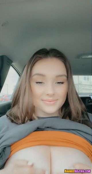 Kaylah – Banned Nude Tease 19 Years Old On Tiktok